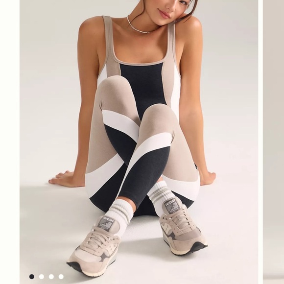 Beyond Yoga Spacedye Outlines Jumpsuit Darkest Night Colorblock Built In Bra XL - Picture 15 of 15